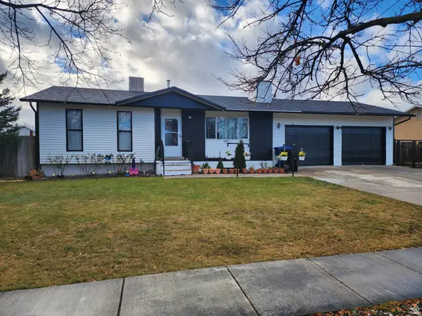 3759 W Ettenmore Cir, Taylorsville, UT 84129