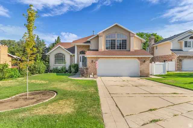 846 E Holroyd Dr S, South Ogden, UT 84403 - #2