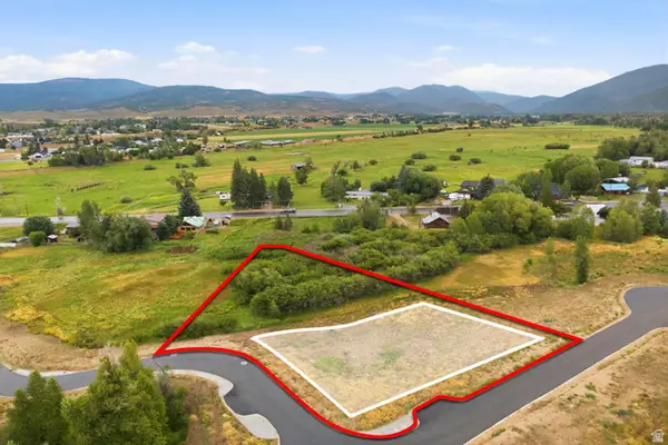 878 River Haven Rd #105, Oakley, UT 84055