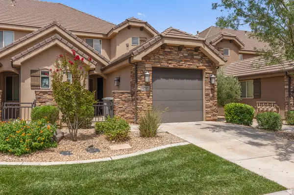 4257 E Razor Dr, Washington, UT 84780