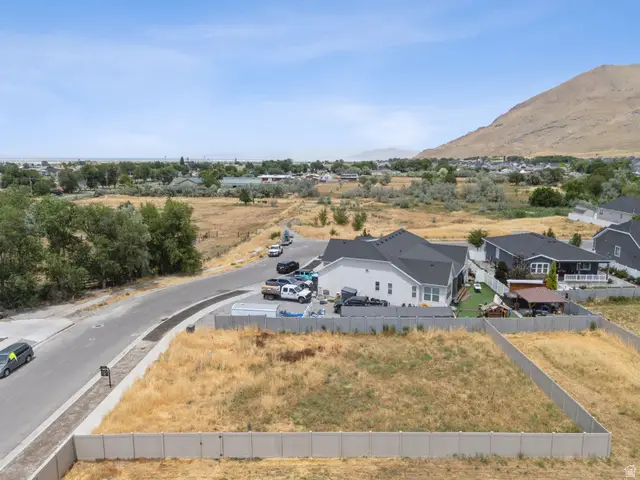 8048 N Park Ln #002, Lake Point, UT 84074 - #2