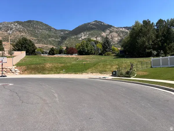 961 E 2050 N #29, North Ogden, UT 84414