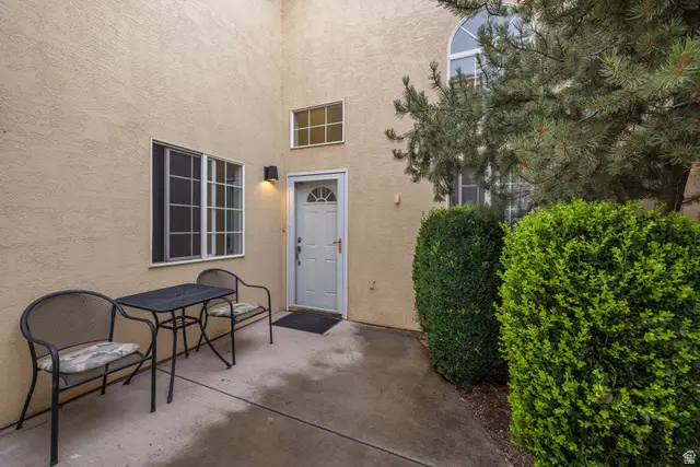477 N Hale Ave, Moab, UT 84532 - #3