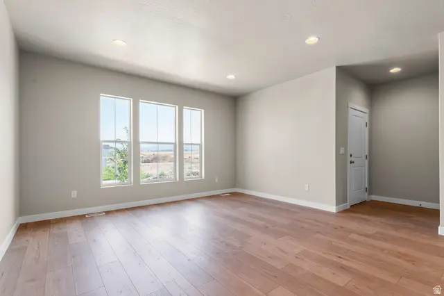 6588 W Raynolds Peak Way, West Jordan, UT 84081 - #3