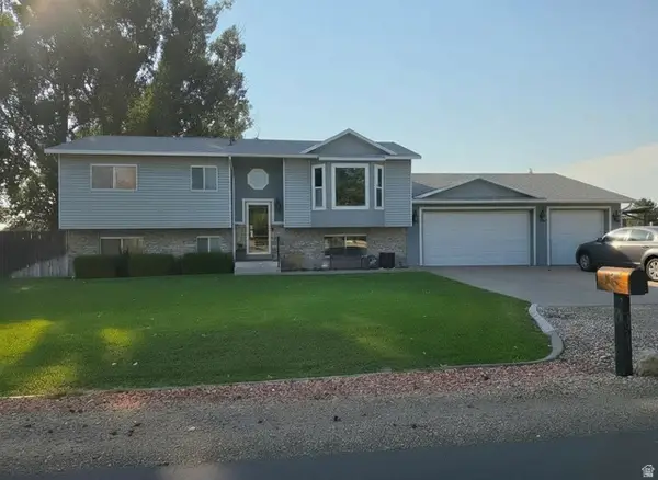 3943 S White Rail Ln, West Haven, UT 84401
