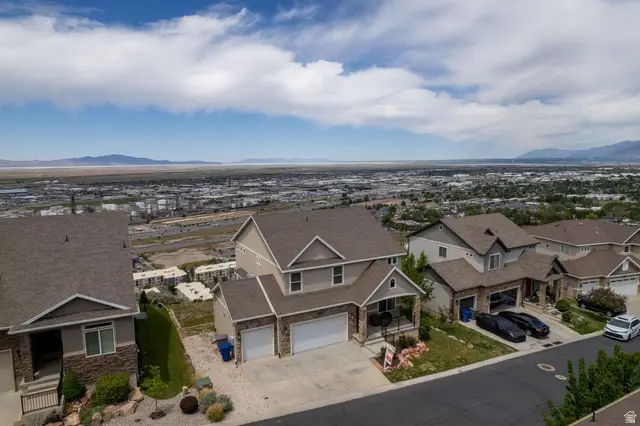 452 S Sunset Ridge Dr, North Salt Lake, UT 84054 - #2