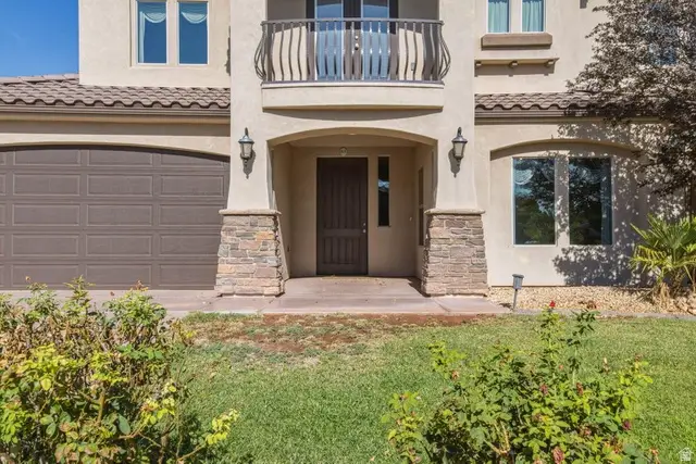649 S Haley Dr, Washington, UT 84780 - #3