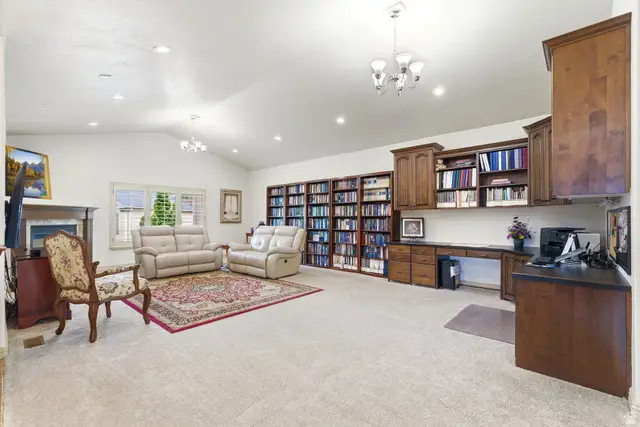 202 Edgewood Cir, North Salt Lake, UT 84054 - #3