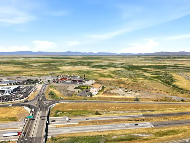 1069 S 1600 W #4, Perry, UT 84302 - #2
