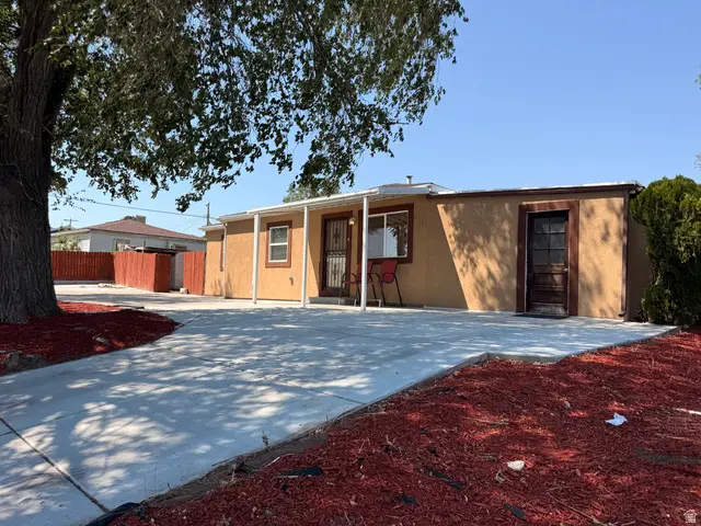 5626 S 4015 W, Taylorsville, UT 84129 - #2