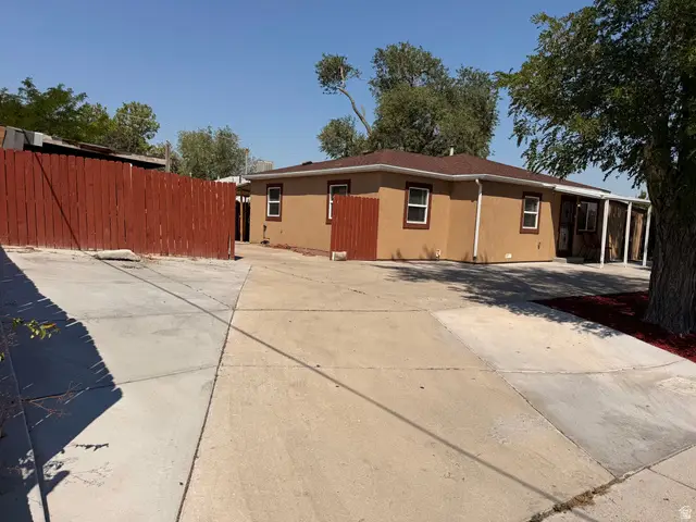5626 S 4015 W, Taylorsville, UT 84129 - #3