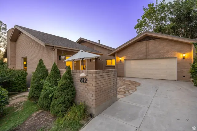 822 N Grandridge Ct E, Salt Lake City, UT 84103 - #1