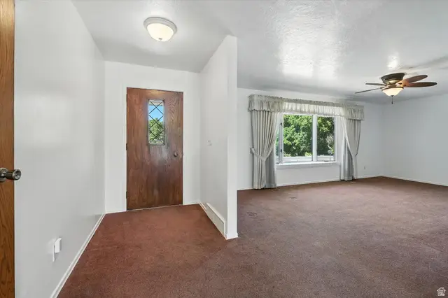 434 River Heights Blvd, River Heights, UT 84321 - #3