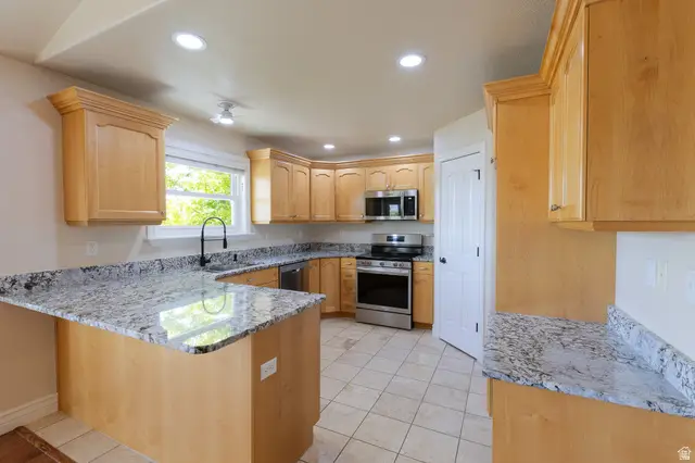 9579 N Apple Ct, Cedar Hills, UT 84062 - #3