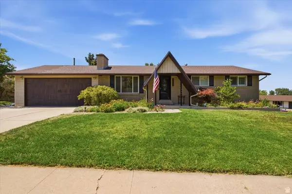 4407 S Vista Dr E, South Ogden, UT 84403
