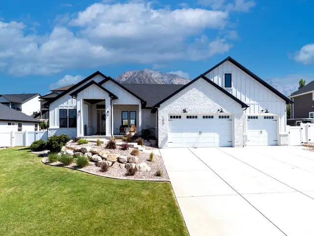186 E 3900 N, North Ogden, UT 84414 - #1