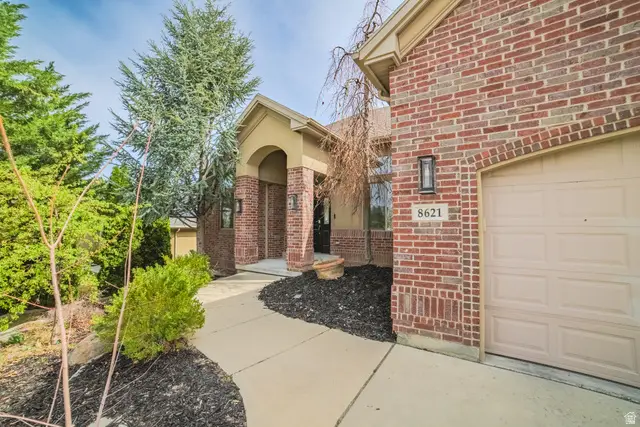 8621 S 1700 E, Sandy, UT 84093 - #2