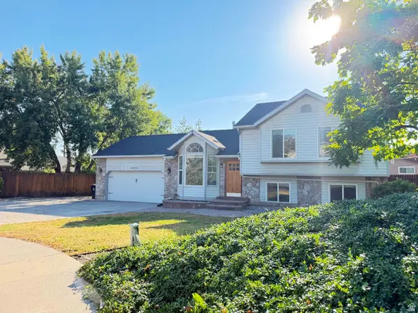 4624 S Quiet Cir, Murray, UT 84107