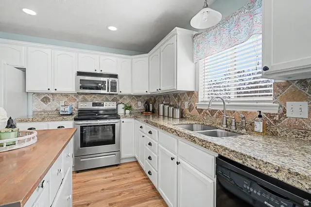 10503 N Doral Dr, Cedar Hills, UT 84062 - #3