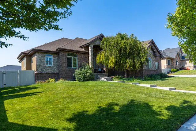 1685 W Prairie Hill Dr, Bluffdale, UT 84065 - #1