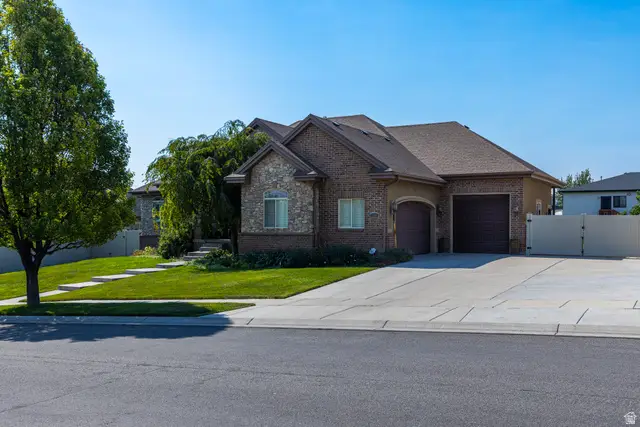 1685 W Prairie Hill Dr, Bluffdale, UT 84065 - #3