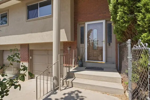 2299 E 3025 N, Layton, UT 84040