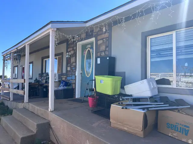 1088 S 100 E, Blanding, UT 84511 - #2