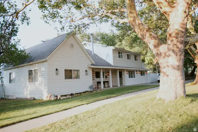 1360 E 22nd St, Ogden, UT 84401 - #2
