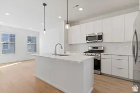 812 W Ivywell Ln #212, North Salt Lake, UT 84054 - #3