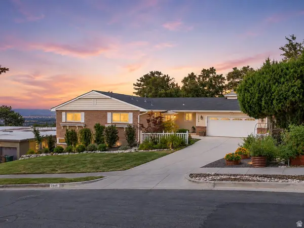 2849 E Glen Oaks Dr, Salt Lake City, UT 84109