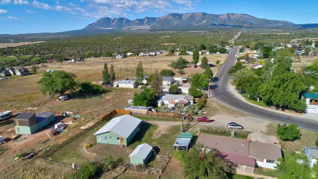 265 W Abajo Dr, Monticello, UT 84535 - #2