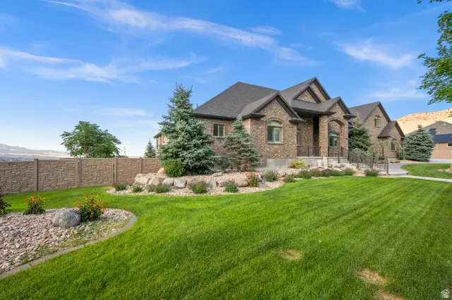 6828 W Vista Springs Dr, Herriman, UT 84096 - #2