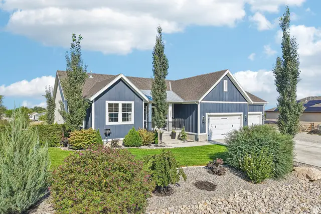 7901 N Cobblerock Rd E, Lake Point, UT 84074 - #2