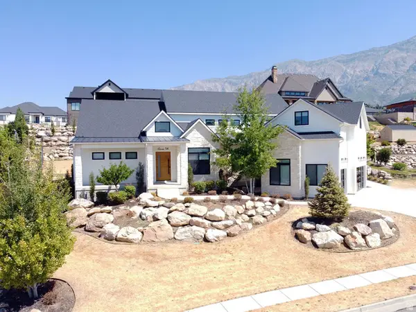 1154 Fawn Dr, Pleasant View, UT 84414