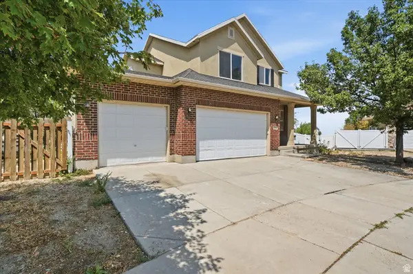 8286 S Rustic Oak Ct, West Jordan, UT 84081