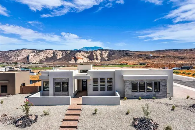 1260 W Canyon Tree, Saint George, UT 84770 - #1