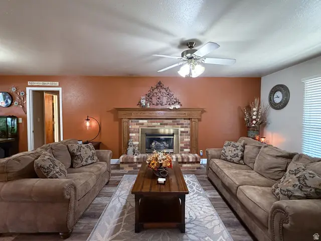 518 Wright Way, Tremonton, UT 84337 - #2