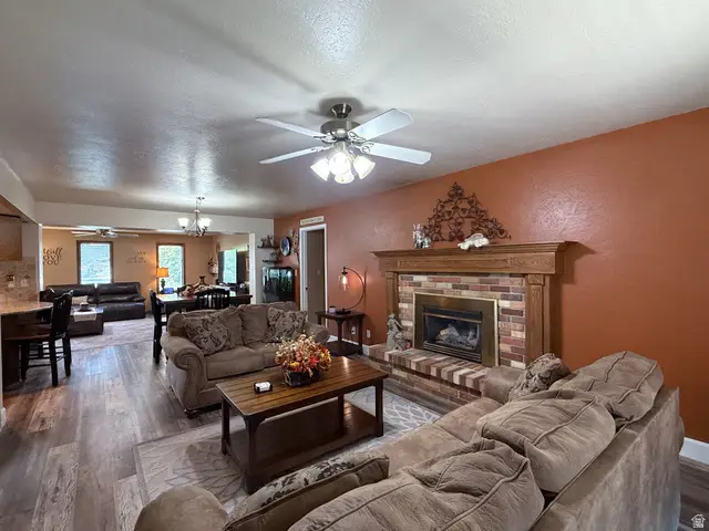 518 Wright Way, Tremonton, UT 84337 - #3