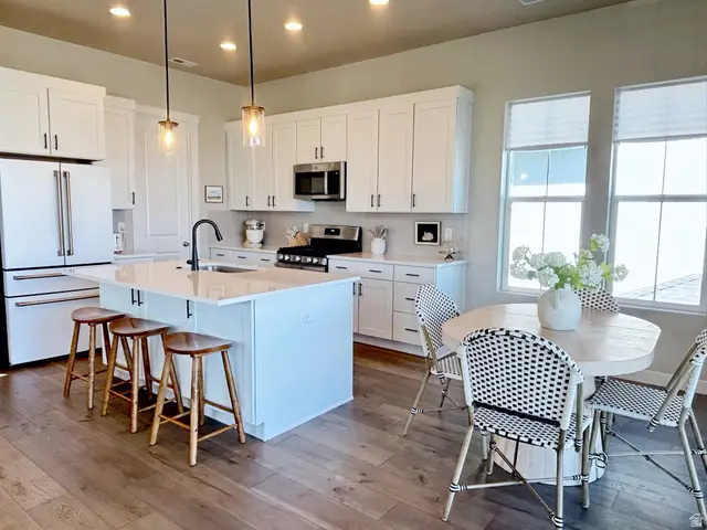 3853 W Red Clover Dr, Lehi, UT 84048 - #2