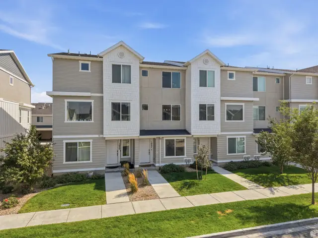 1097 E Waterway Ln, Saratoga Springs, UT 84045 - #3