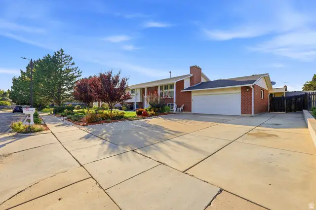 106 W 575 N, Kaysville, UT 84037 - #2