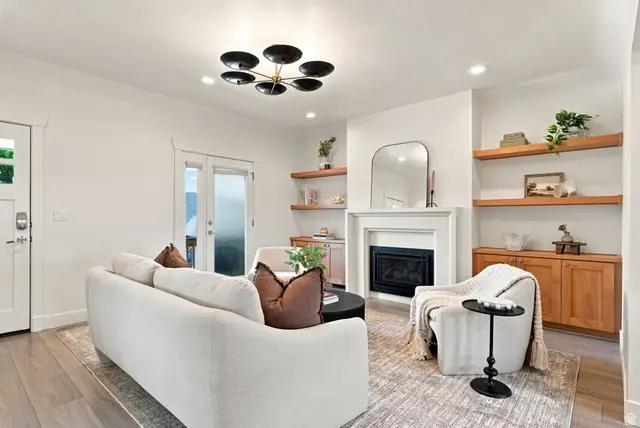 1233 E Fenway Ave, Salt Lake City, UT 84102 - #3