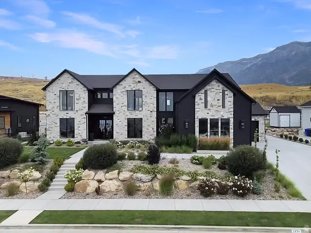 1230 W Caribou Ct, Pleasant View, UT 84414 - #1