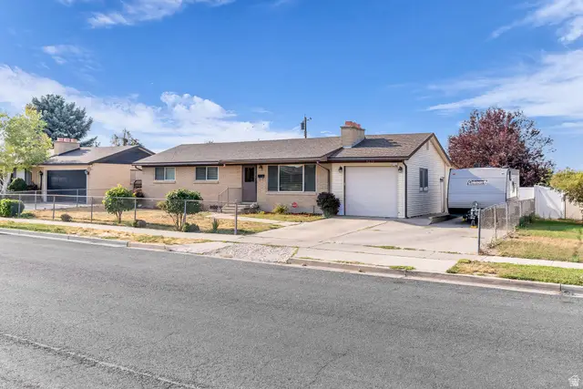 4270 W Paskay Dr S, West Valley City, UT 84120 - #3
