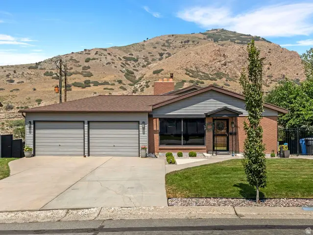 3371 E Larchmont Dr, Salt Lake City, UT 84109 - #2