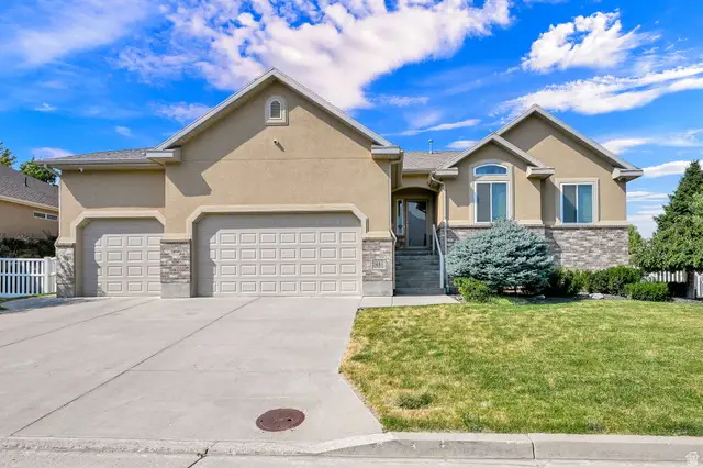 1809 E Kay Ln, South Weber, UT 84405 - #2