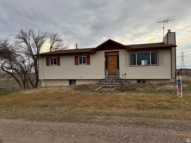 2932 S Arthur, American Falls, ID 83211 - #1