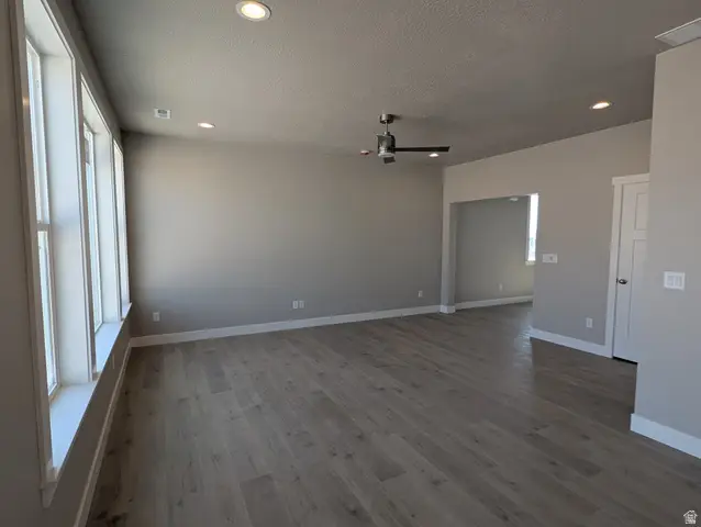3375 E Baywater Dr #516, Eagle Mountain, UT 84005 - #3