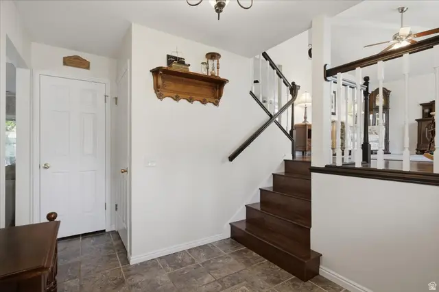 1915 E 1275 N, Layton, UT 84040 - #3