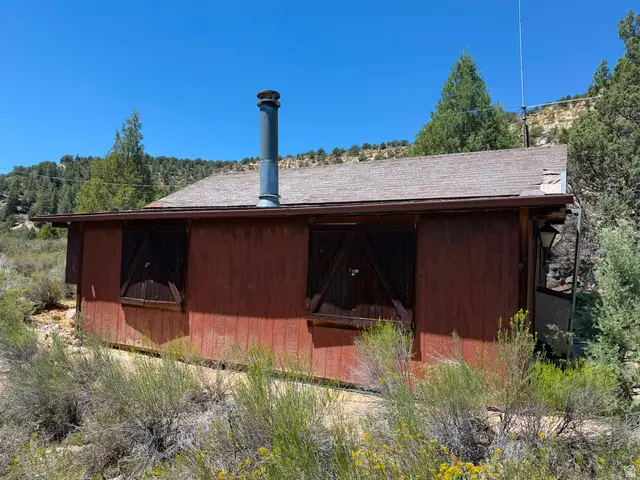 2169 W 4450 S, Hatch, UT 84735 - #1